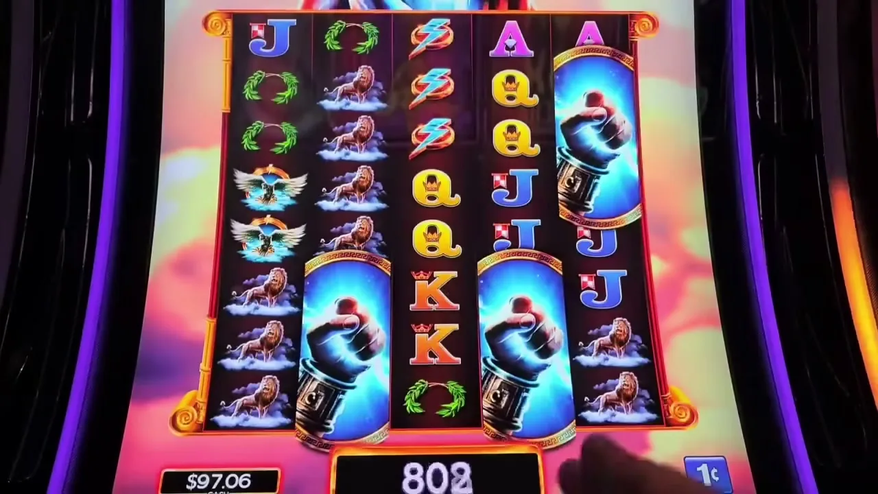 juegos de casino — Juegos de casino de depósito mínimo